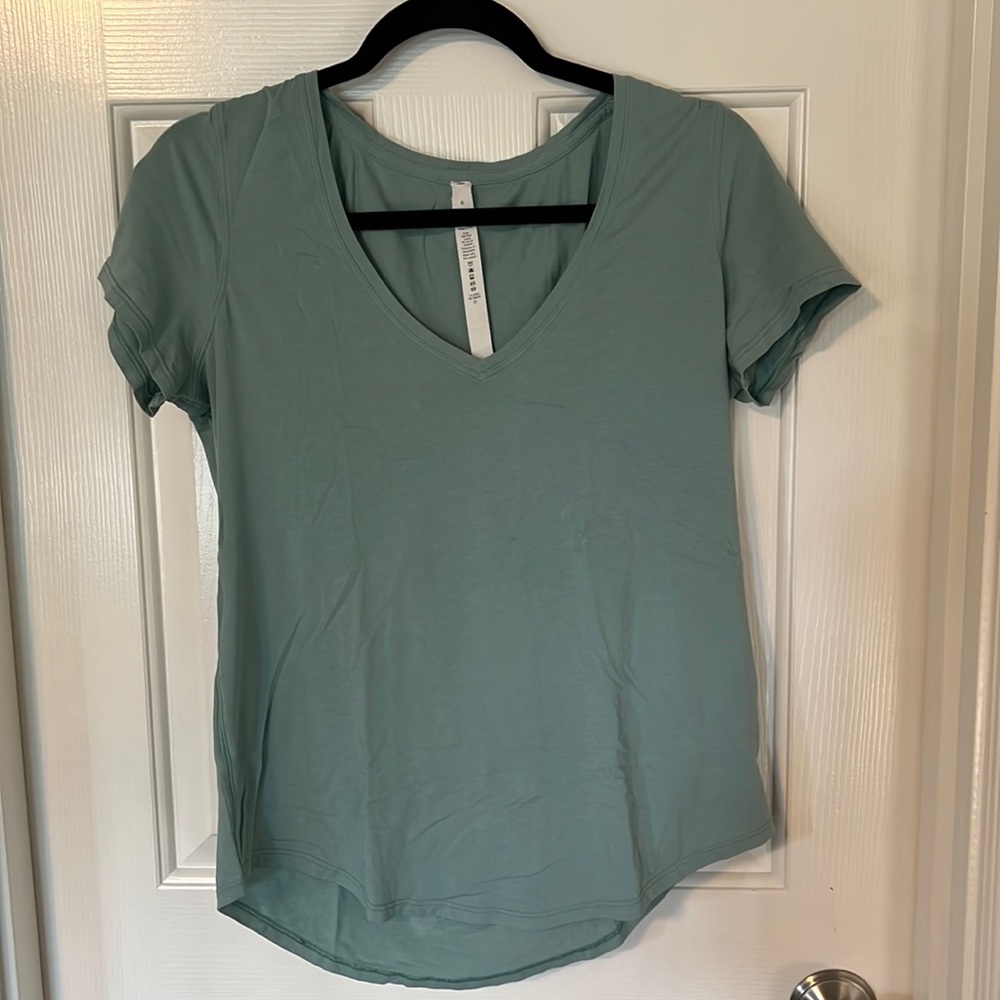 Lululemon Athletic T Shirt